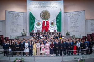 Lee más sobre el artículo Congreso toma inédita protesta de ley a integrantes del Poder Judicial electos por voto popular