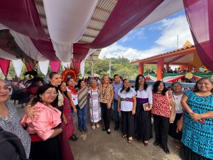 Lee más sobre el artículo Reconocen diputadas papel de la mujer indígena en la lucha por derechos colectivos